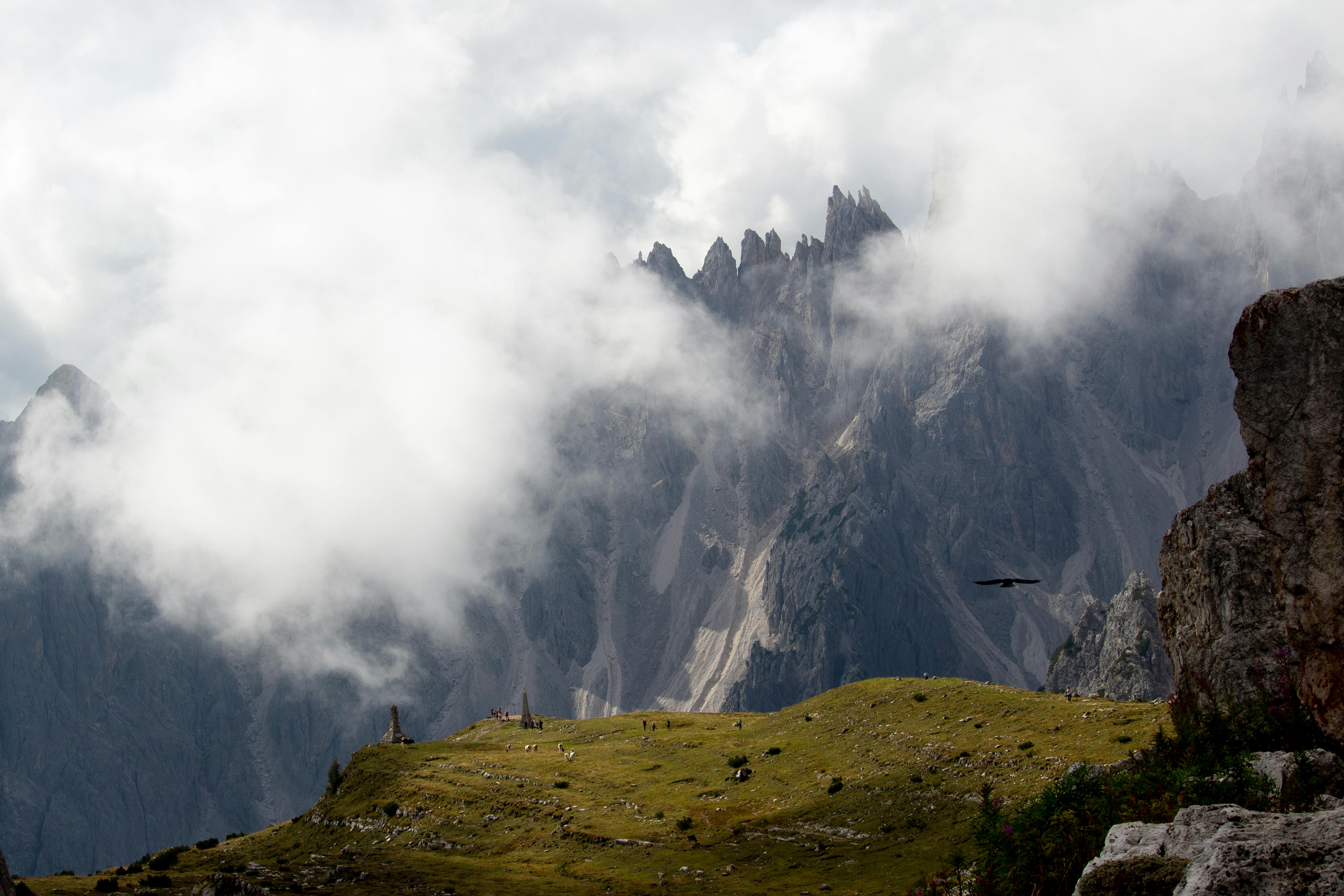 Nevihta vreme Dolomiti strela gore varnost pohodniki bergfex webcam 2026