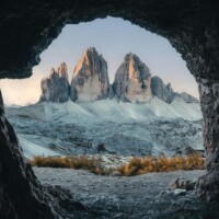 Primerjava Lago di Sorapis jezera in Tre Cime di Lavaredo stolpov v
Dolomitih Primerjava Lago di Sorapis jezera in Tre Cime di Lavaredo stolpov v Dolomitih